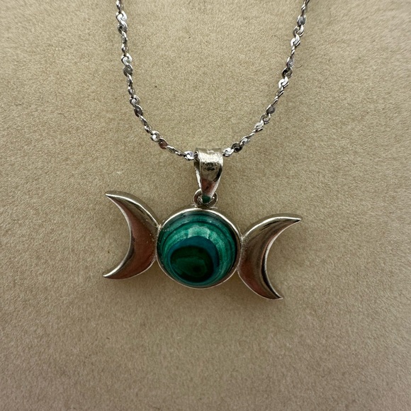 Jewelry - Triple Moon Pendant Necklace